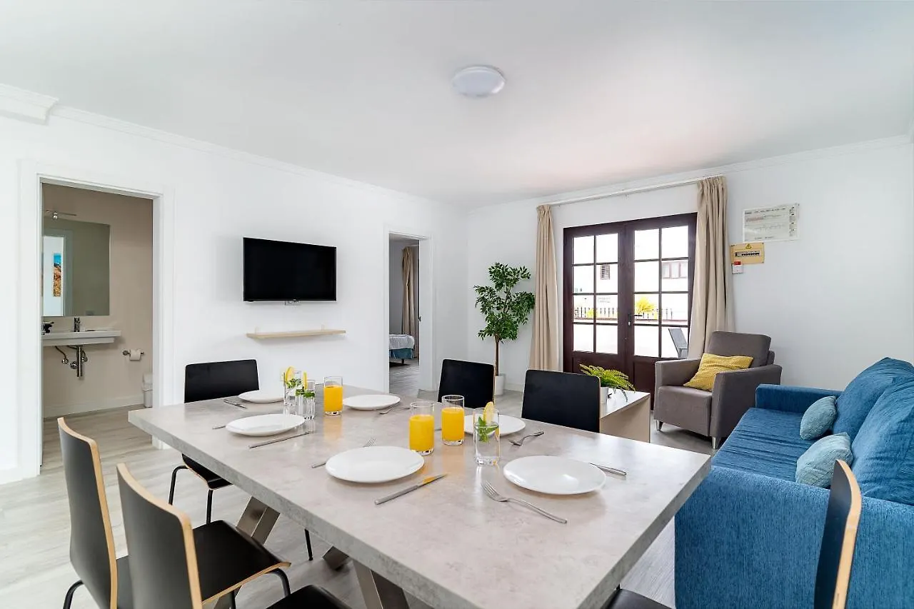 Rosamar Apartamentos 卡门港