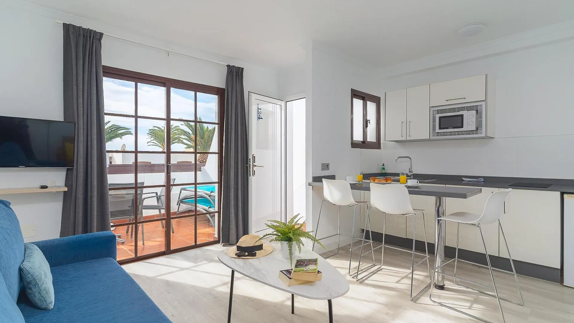Rosamar Apartamentos 卡门港