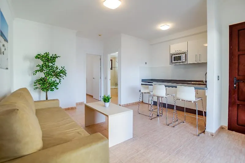 Rosamar Apartamentos 卡门港 公寓式酒店